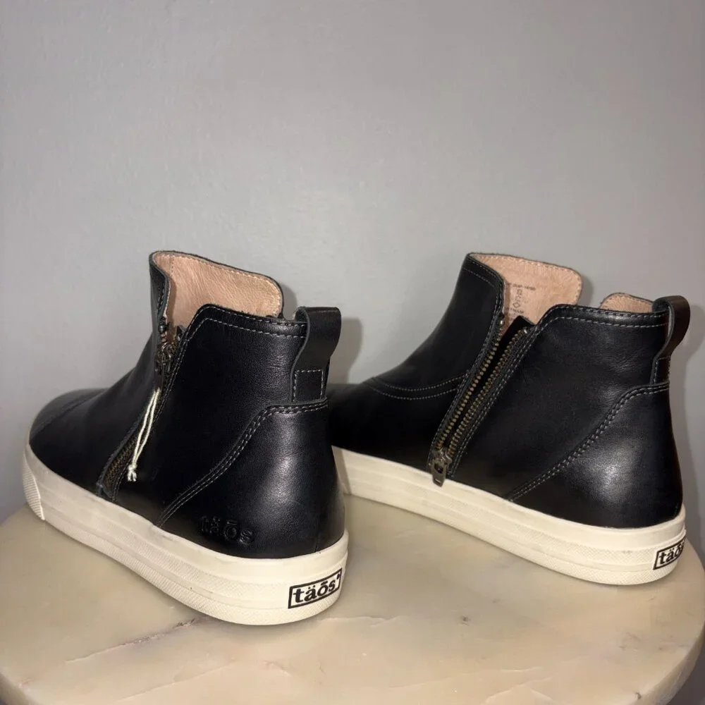 NWOT Leather booties Women's size 10 Double zipper - Picture 5 of 9